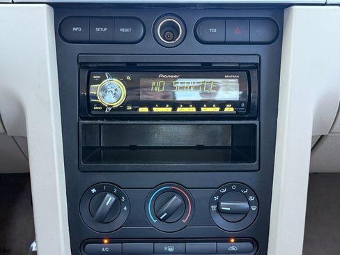 Used 2007 Ford Mustang GT image 28