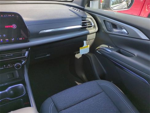 New 2026 Chevrolet Traverse LT w/ Driver Confidence Package image 17