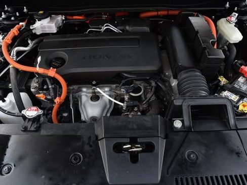Used 2025 Honda CR-V Sport image 27