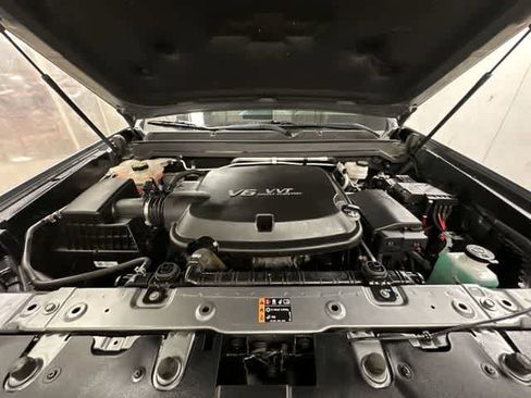 Used 2021 Chevrolet Colorado Z71 w/ Safety Package image 26