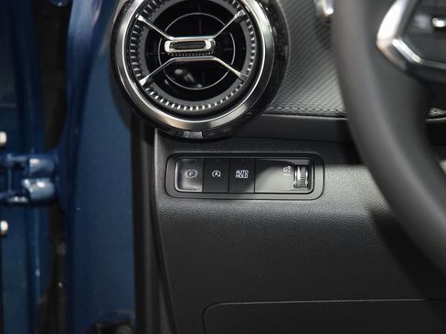 New 2026 Chevrolet Equinox LT image 32