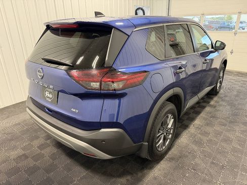 Used 2022 Nissan Rogue S AWD/4WD image 5
