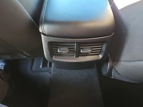 Used 2022 Dodge Challenger SXT w/ Blacktop Package image 20