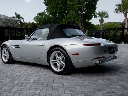 Used 2002 BMW Z8 RWD image 6