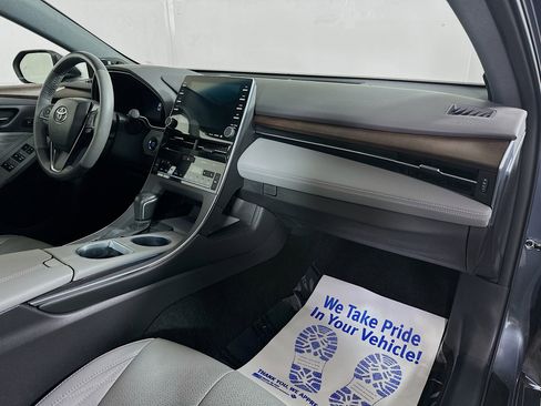 Used 2022 Toyota Avalon Limited w/ Advanced Safety Package image 30