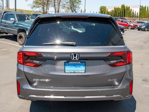 New 2026 Honda Odyssey Elite image 7