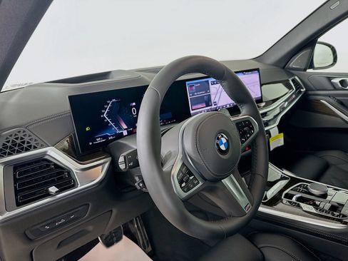 New 2026 BMW X5 xDrive40i w/ M Sport Package AWD/4WD image 33