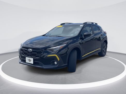 Certified 2025 Subaru Crosstrek 2.5i Sport AWD/4WD image 3