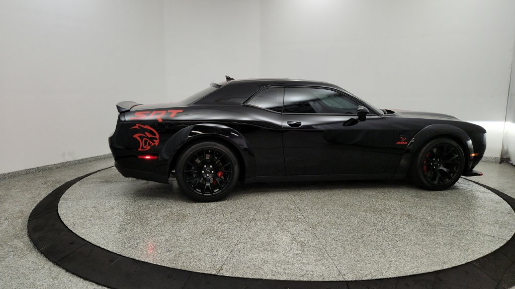 Used 2023 Dodge Challenger SRT Hellcat RWD image 6