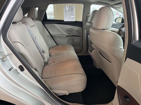 Used 2009 Toyota Venza image 24