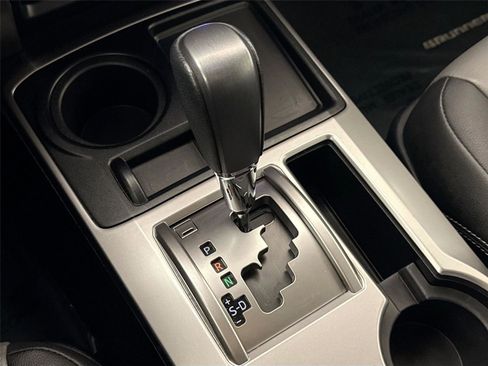 Certified 2022 Toyota 4Runner SR5 Premium image 27