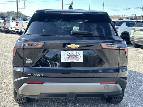 New 2026 Chevrolet Equinox LT image 5