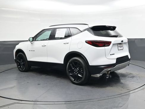 Used 2024 Chevrolet Blazer LT image 6