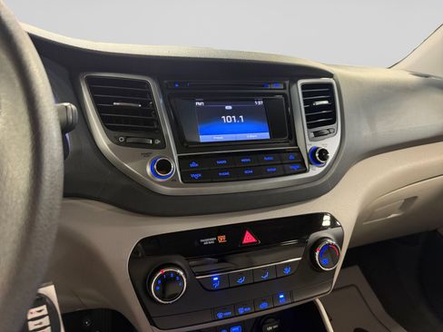 Used 2016 Hyundai Tucson SE w/ Option Group 02 AWD/4WD image 27