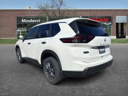 New 2026 Nissan Rogue S image 2