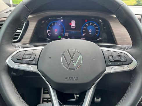Certified 2026 Volkswagen Atlas SEL Premium R-Line AWD/4WD image 20