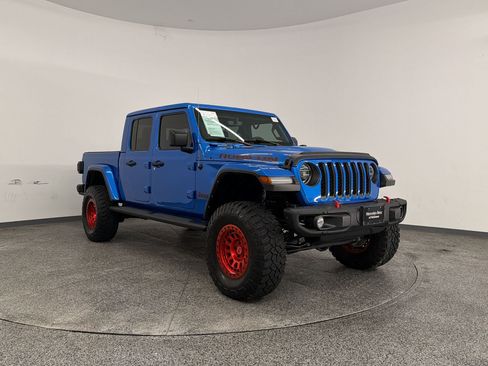 Used 2022 Jeep Gladiator Rubicon w/ LED Lighting Group AWD/4WD image 6