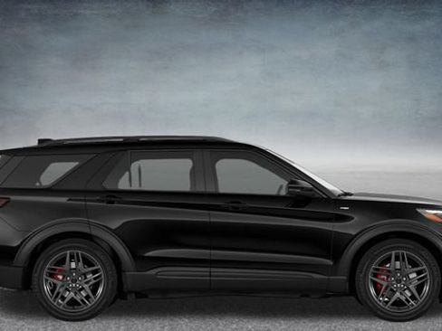 Used 2026 Ford Explorer ST-Line w/ ST-Line Street Pack AWD/4WD image 5