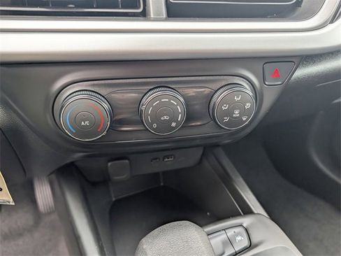 Used 2025 Chevrolet Trax LS image 12