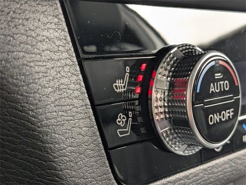 New 2025 Mitsubishi Outlander SEL image 22