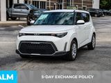 Used 2024 Kia Soul LX image 4