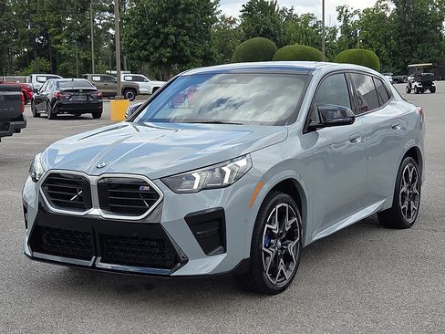 Used 2025 BMW X2 M35i AWD/4WD image 2