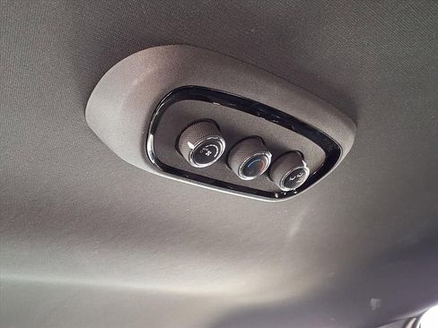 Used 2022 Dodge Durango GT image 15