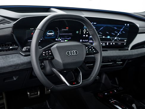 New 2025 Audi SQ6 e-tron Premium Plus image 9