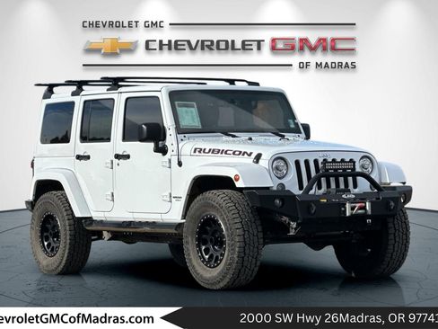 Used 2017 Jeep Wrangler Unlimited Rubicon w/ Connectivity Group image 1