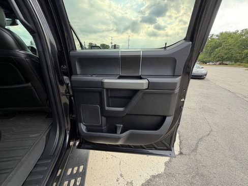 Used 2019 Ford F150 Raptor w/ Equipment Group 802A Luxury AWD/4WD image 28