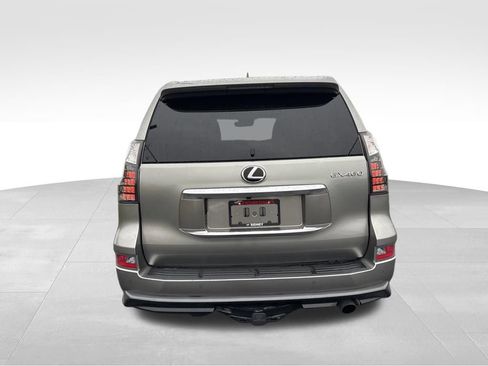 Used 2023 Lexus GX 460 Premium image 4