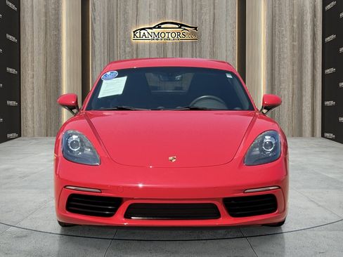 Used 2019 Porsche 718 Cayman RWD image 2