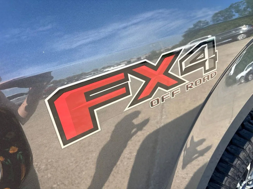 Used 2020 Ford F150 XL w/ Equipment Group 101A Mid AWD/4WD image 10