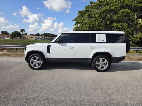 Certified 2024 Land Rover Defender 130 S image 7