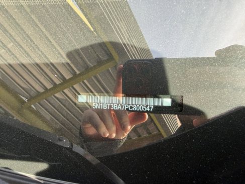 Used 2023 Nissan Rogue SV w/ SV Premium B Package image 44