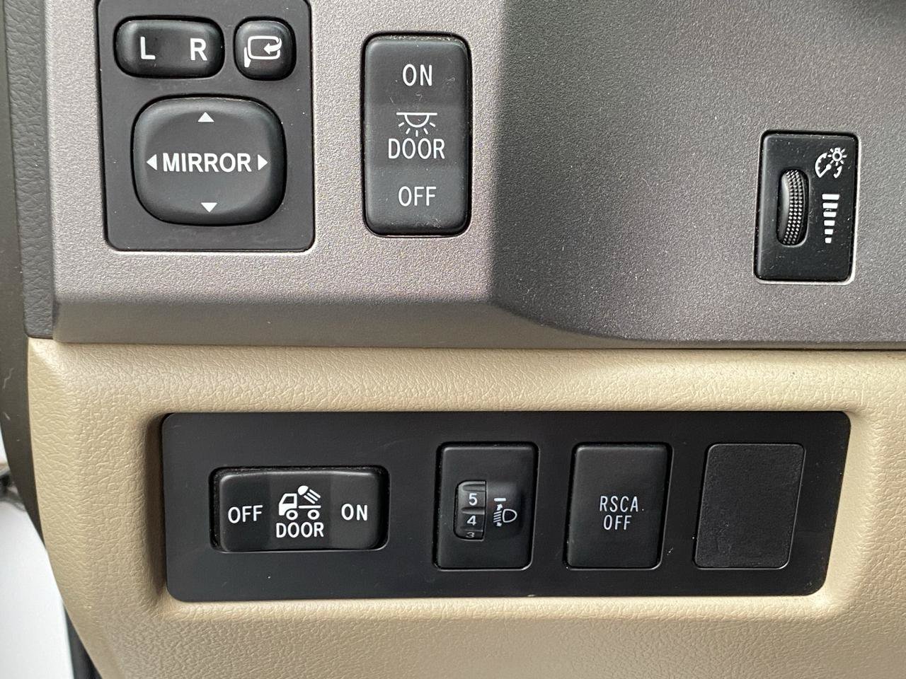 Used 2010 Toyota Tundra Limited AWD/4WD image 15
