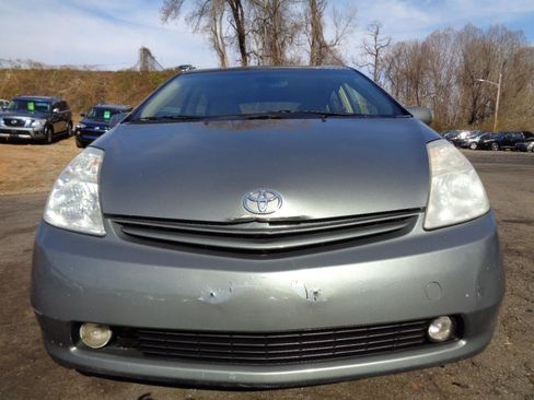 Used 2004 Toyota Prius image 2
