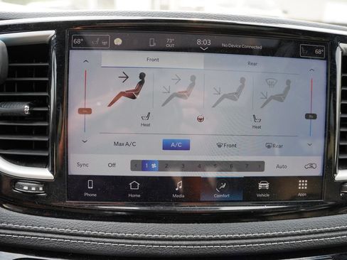 Used 2023 Chrysler Pacifica Touring-L w/ S Appearance Package AWD/4WD image 7