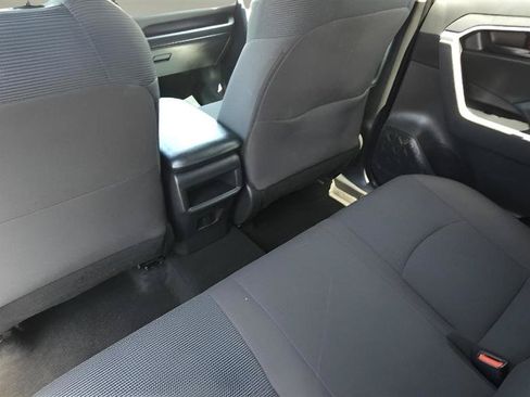 Used 2021 Toyota RAV4 LE AWD/4WD image 23