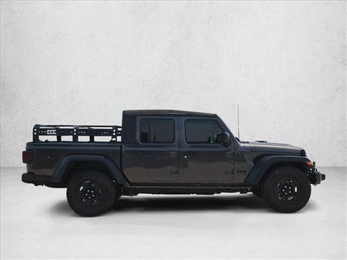 Used 2020 Jeep Gladiator Sport AWD/4WD image 4
