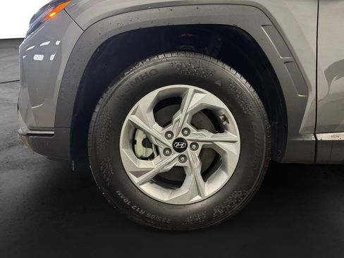 Used 2024 Hyundai Tucson SE image 10