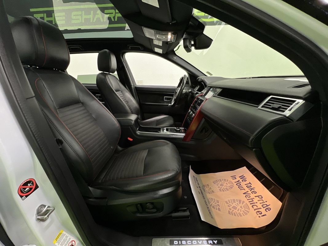 Used 2018 Land Rover Discovery Sport HSE Luxury AWD/4WD image 29