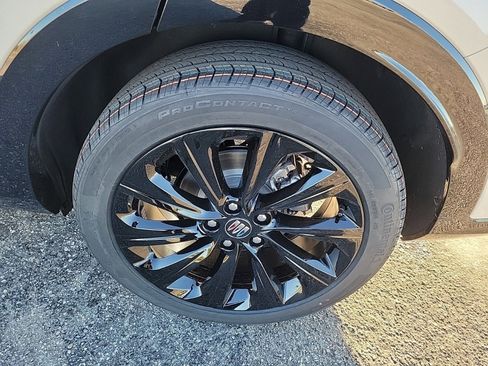 New 2026 Buick Envista Sport Touring w/ Studio Series image 8