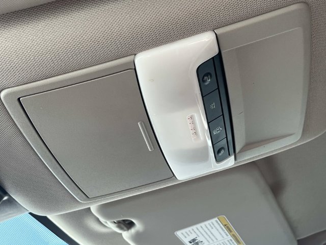 Used 2024 Nissan Rogue S FWD image 31