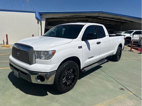 Used 2007 Toyota Tundra SR5 RWD image 2