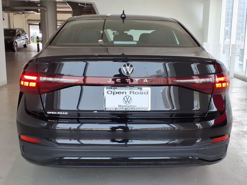 Used 2026 Volkswagen Jetta Sport FWD image 5