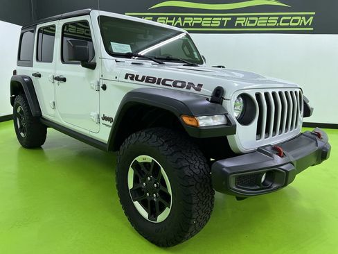 Used 2022 Jeep Wrangler Unlimited Rubicon AWD/4WD image 2