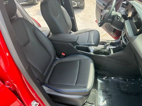 Certified 2026 Buick Encore GX Sport Touring w/ Comfort Package FWD image 10