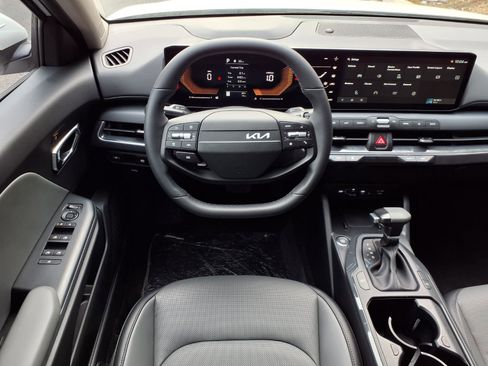 New 2026 Kia K4 EX image 6