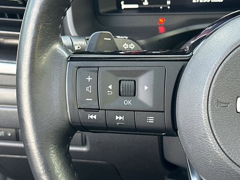 Certified 2022 Nissan Rogue Platinum w/ Head-Up Display Package image 25